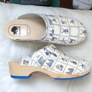 Blue and Cream Women's Mules